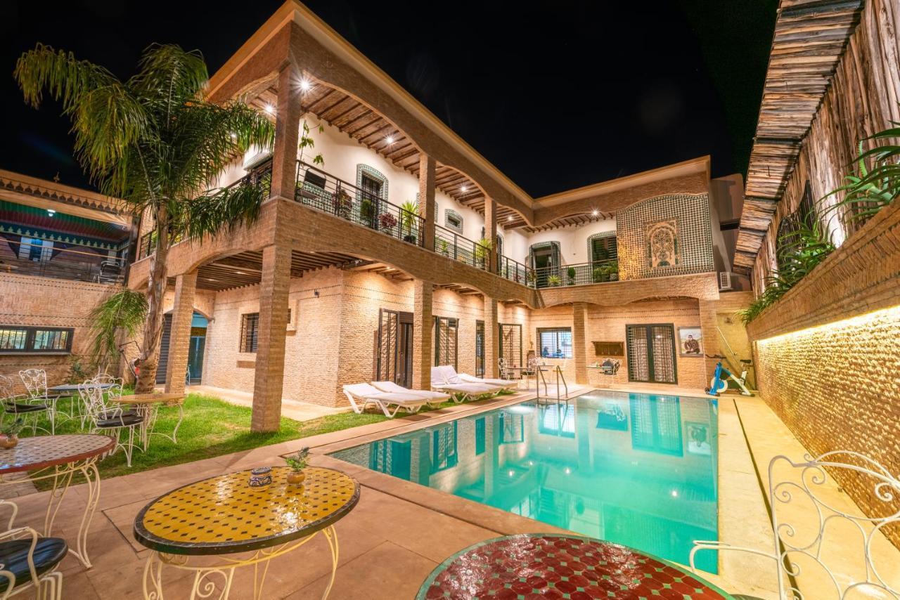 Riad Les Nuits De Фес Екстериор снимка