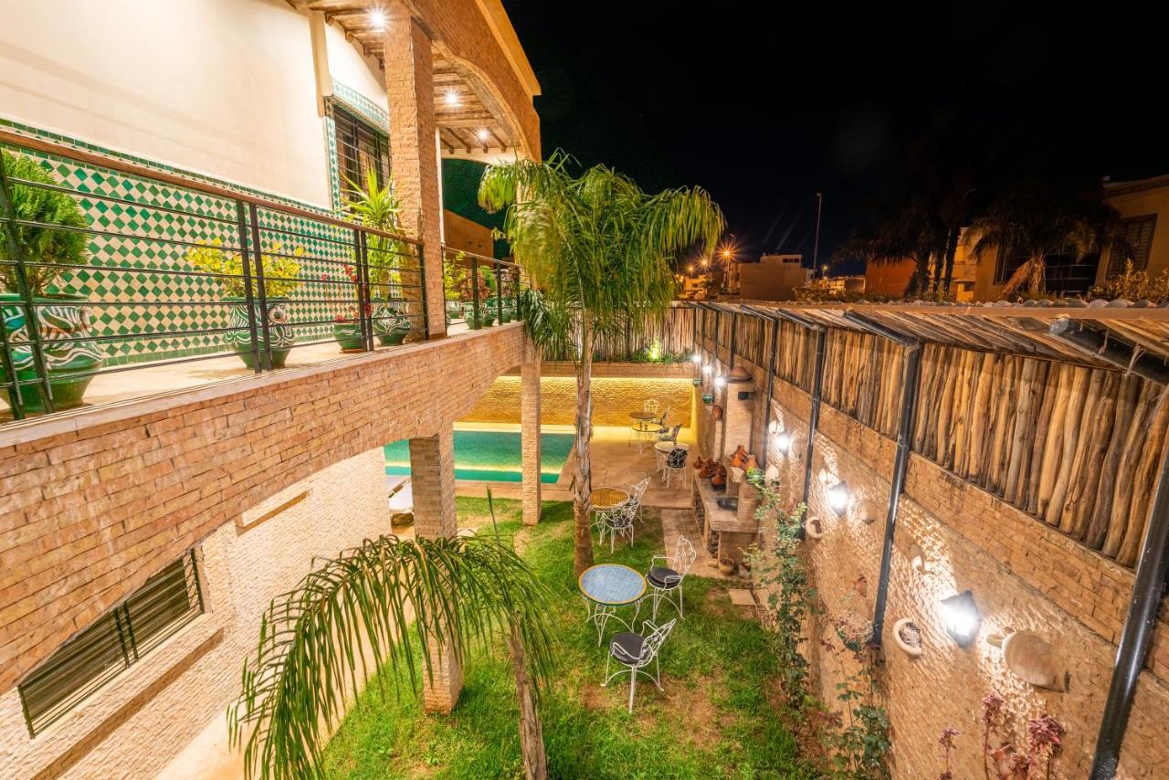 Riad Les Nuits De Фес Екстериор снимка